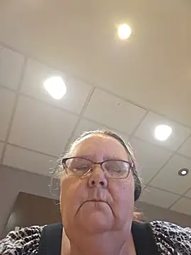 Hornybbw1978's Live XXX Chat
