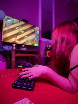 BlazedPauX Adlı Modelin Canlı XXX Sohbeti