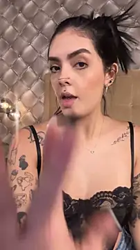 Онлайн чат XXX AliceRitter