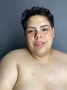 Czat XXX na żywo – Hailey_Curvy