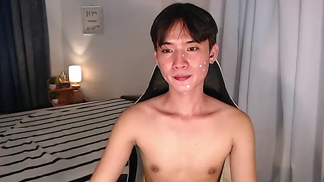 asian_dai Adlı Modelin Canlı XXX Sohbeti