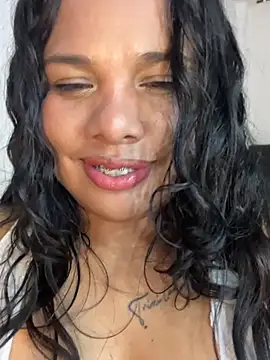 Chat XXX en directo de Rashell1_Queen