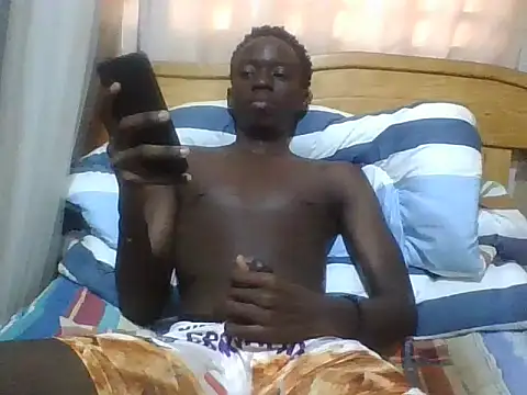 myles_erqt Chat XXX in diretta