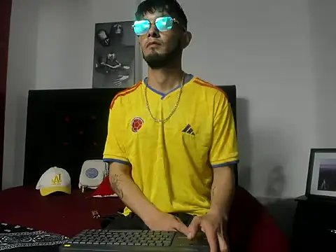 XXX chat uživo modela mark_splinter09