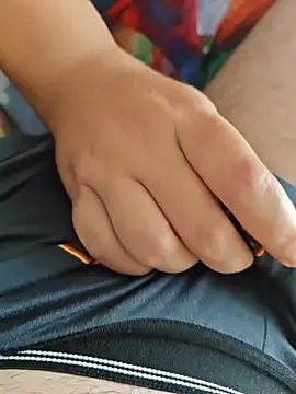 MadaamJizz_DickLewd: διαδικτυακό σόου στην κάμερα