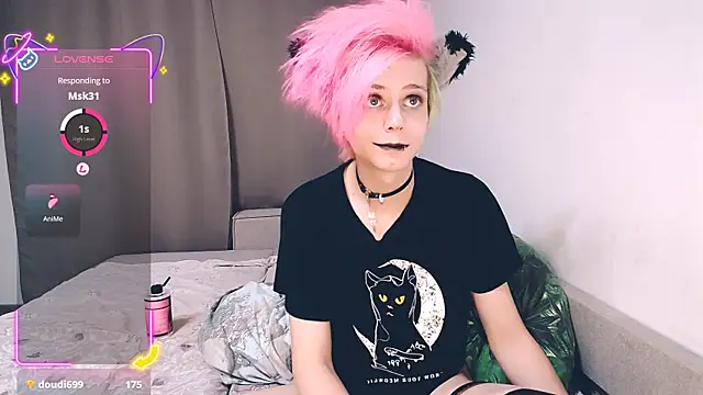 Littlepinkcat: απευθείας συνομιλία ΧΧΧ