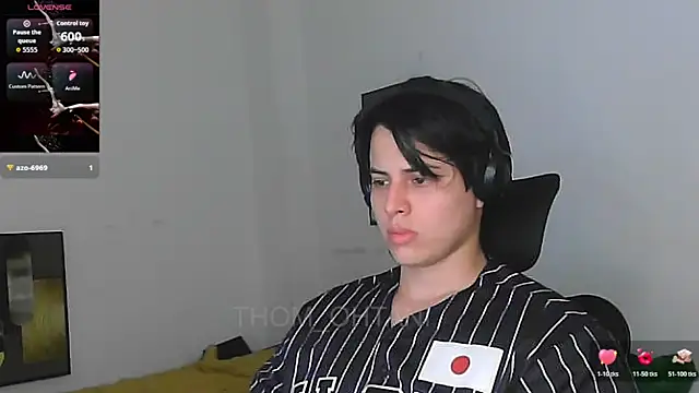 Czat XXX na żywo – Thom_Ohtani