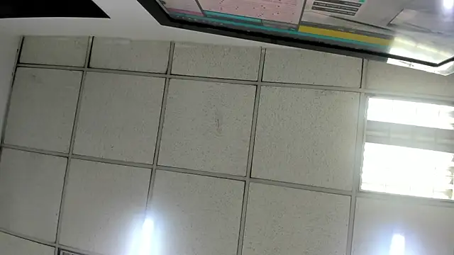 Chat +18 de Salmaportman69 ao vivo