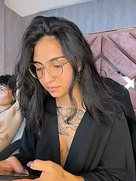 Chat XXX en directo de Velvet_Mysstic
