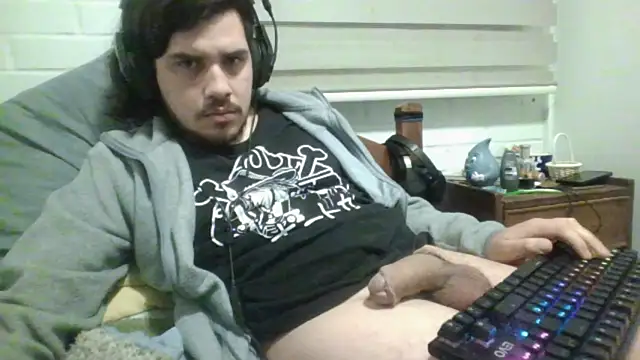hung_weeb's Live XXX Chat