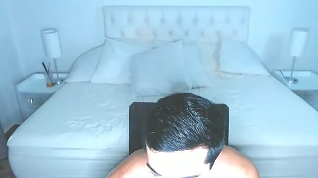 mr_hunterx's Live XXX Chat