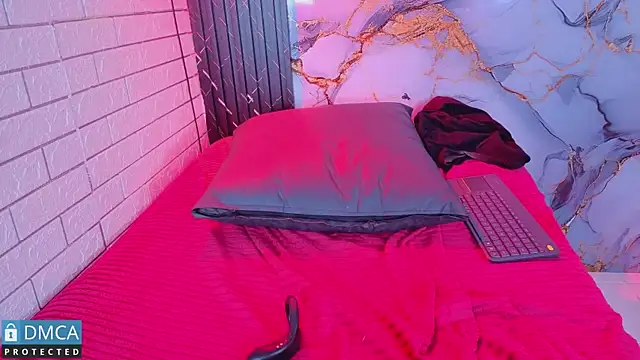 MaeveKuro Live XXX Chat
