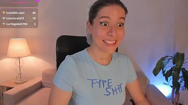 Chat XXX en directo de Holly_velvett