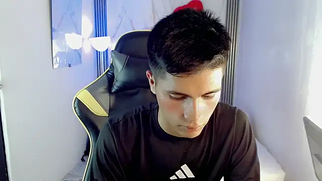 XXX chat uživo modela Ascii_one