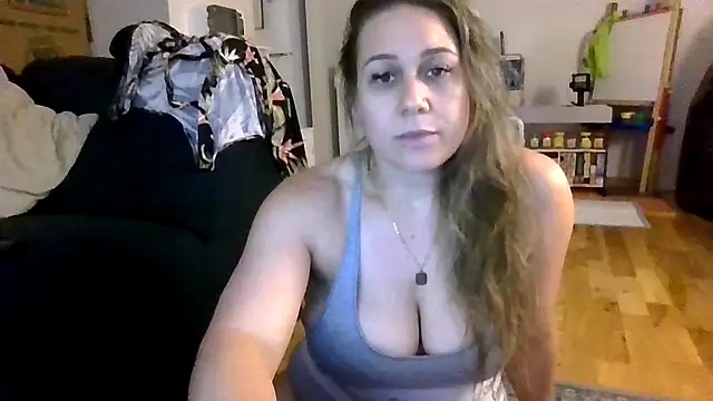 thedevinemama Adlı Modelin Canlı XXX Sohbeti