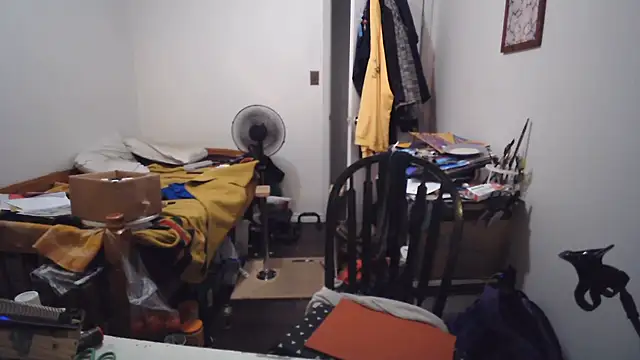 JohnnyMoves' Live XXX Chat