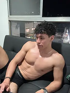 XXX chat uživo modela Luke_Muscle