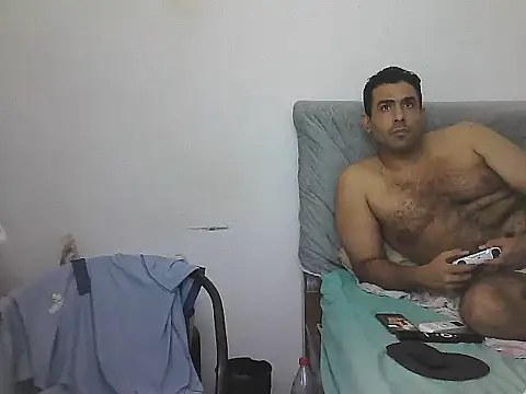 alphalatinobearx's Live XXX Chat