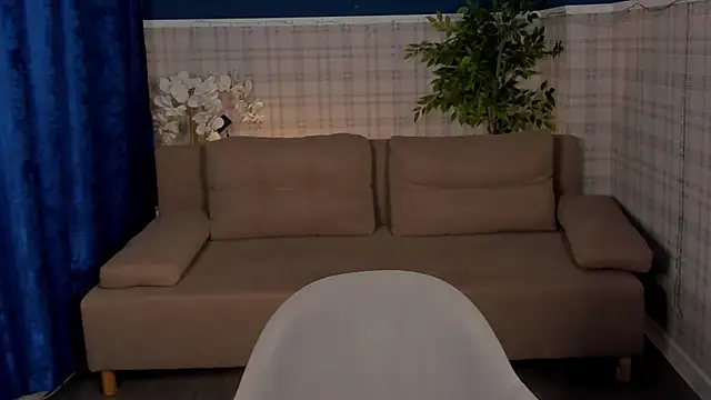 Chat +18 de Edna_Martin ao vivo
