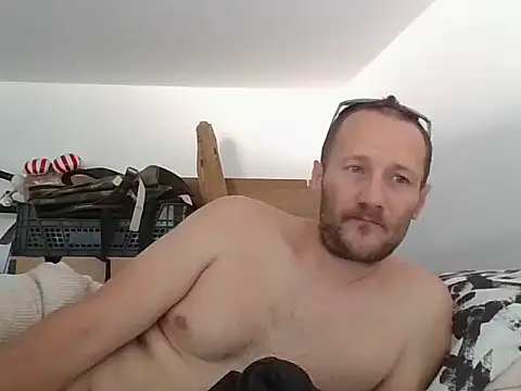 Mitzio11's Live XXX Chat
