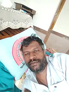 Chat +18 de Paramkeerthi ao vivo