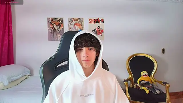 Chat XXX en directo de Nude_Boy18