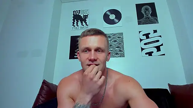 Samuel_Andrew XXX чат на живо