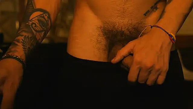 AlphaMasterXxx's Live XXX Chat