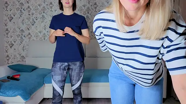 Helen198705 élő XXX-chatje