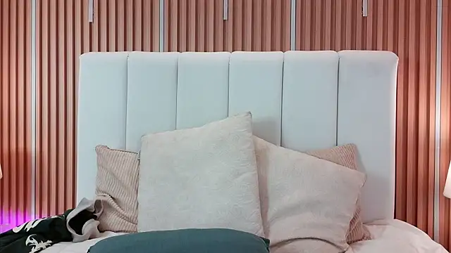 צ'אט XXX בשידור חי של Daniel_Sterling