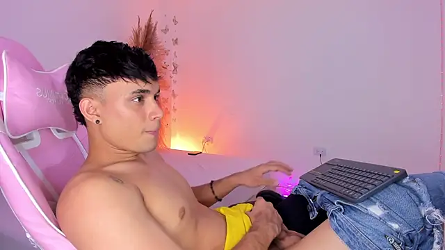 Michael_Jordan_zz Live XXX-Chat