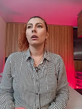 Chat XXX en directo de AnnyaEvans