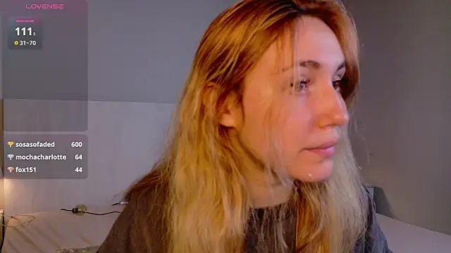 Chat +18 de LunaXBaddie ao vivo
