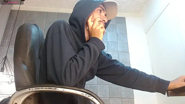 Chat XXX ao vivo de MykeCastle