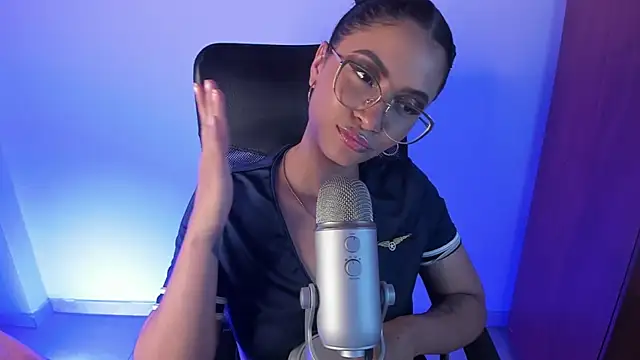 PaulinaBelushi's Live XXX Chat