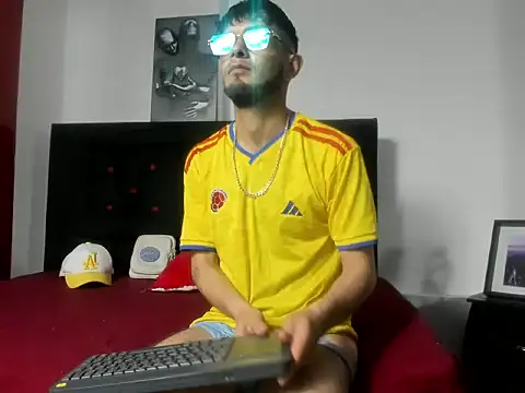 Chat +18 de mark_splinter09 ao vivo