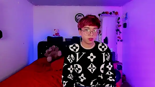AnggelONfiree Adlı Modelin Canlı XXX Sohbeti