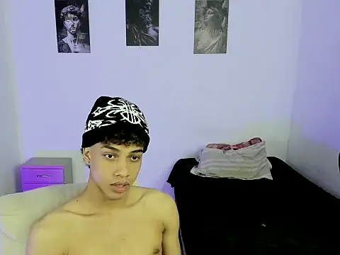 XXX chat uživo modela Nathan_velez
