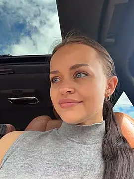 Chat +18 de AngelinaTeller ao vivo