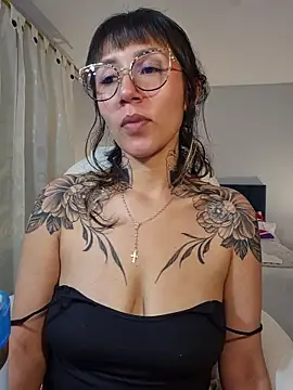 Mar_puentes Chat XXX in diretta