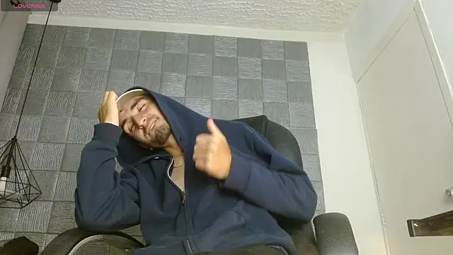 MykeCastle Live XXX Chat