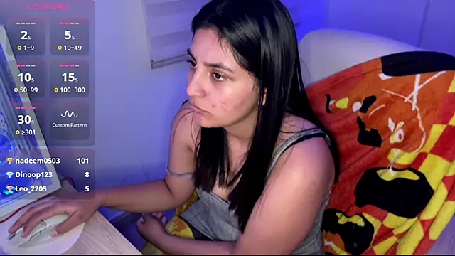 cloe_small Live XXX Chat