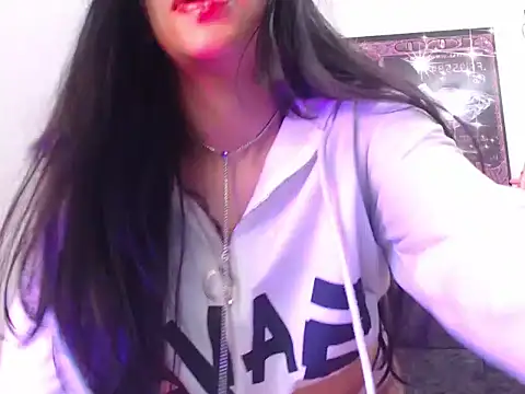 TiffanyDream8 live XXX chat