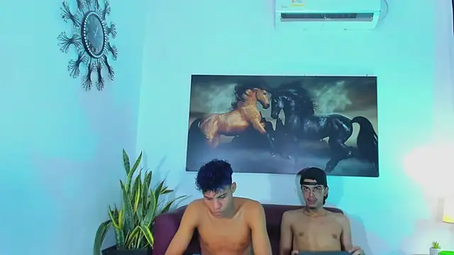 BOYS_IN_THE_EMPIRE Chat XXX in diretta