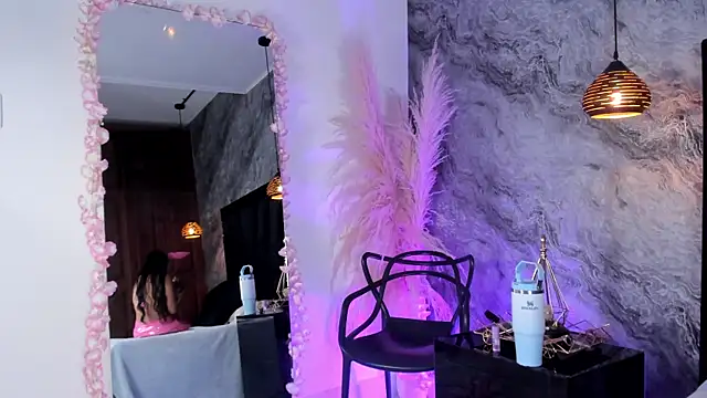 دردشة Kendall_Rous_ الجنسية المباشرة