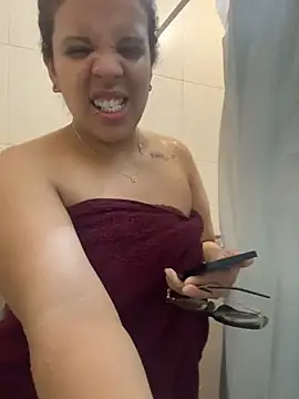 Titifruti25 Adlı Modelin Canlı XXX Sohbeti