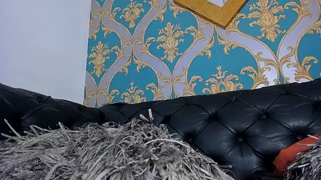XXX chat uživo modela Channel_Mills