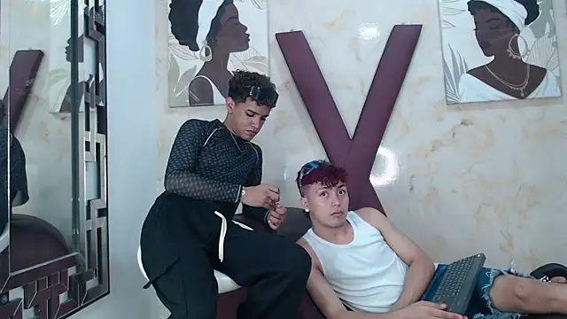 Sembang XXX Secara Langsung VERY_HOT_GUYS