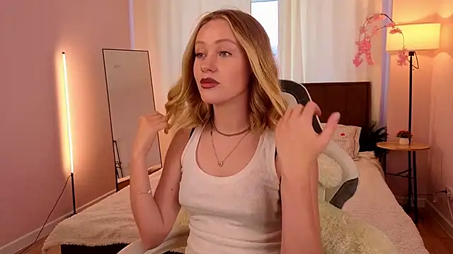 Chat +18 de EvaHamilton ao vivo