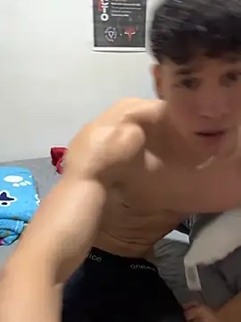 Luke_Muscle live XXX chat